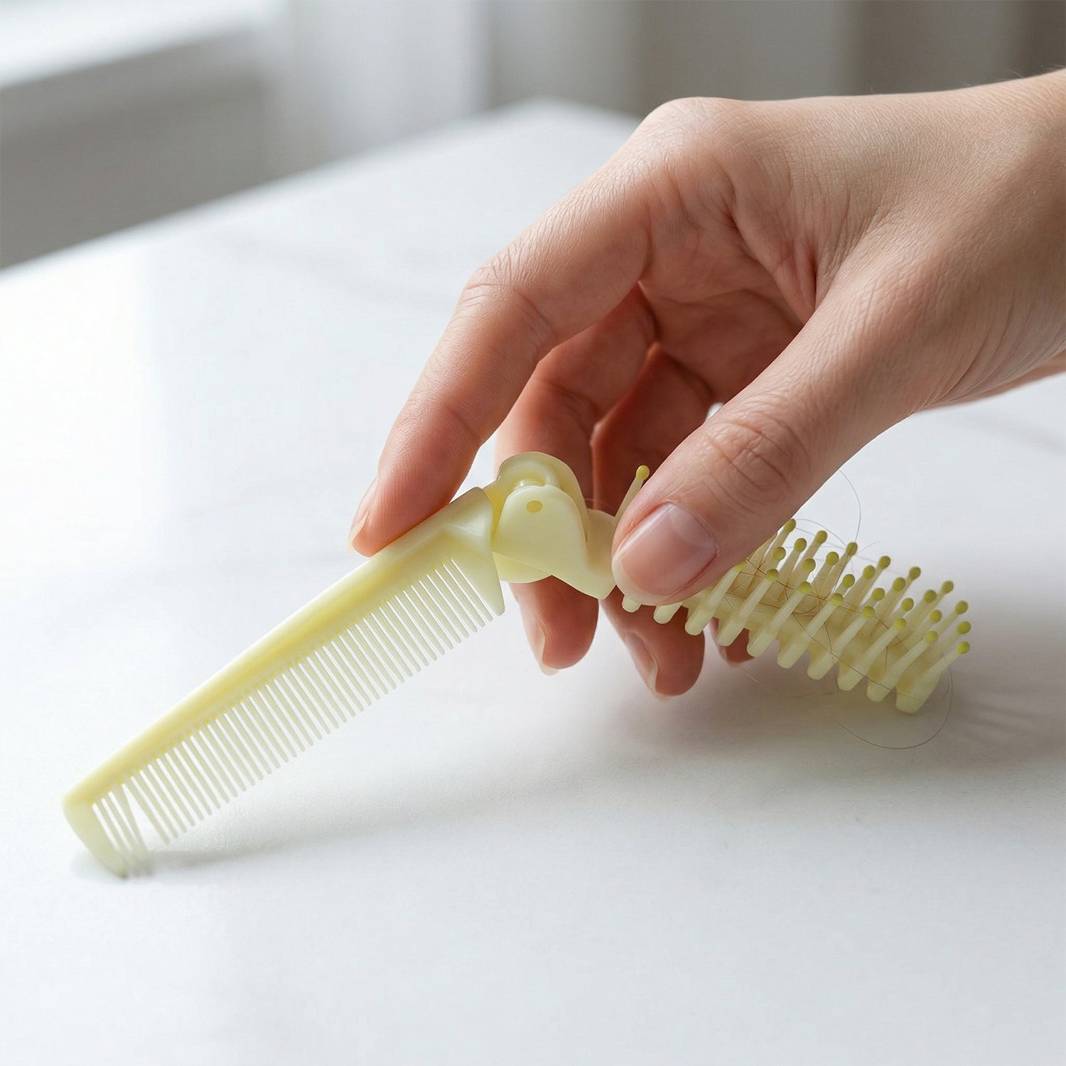 2 In 1 Foldable Hair Comb With Brush (1 Pc)